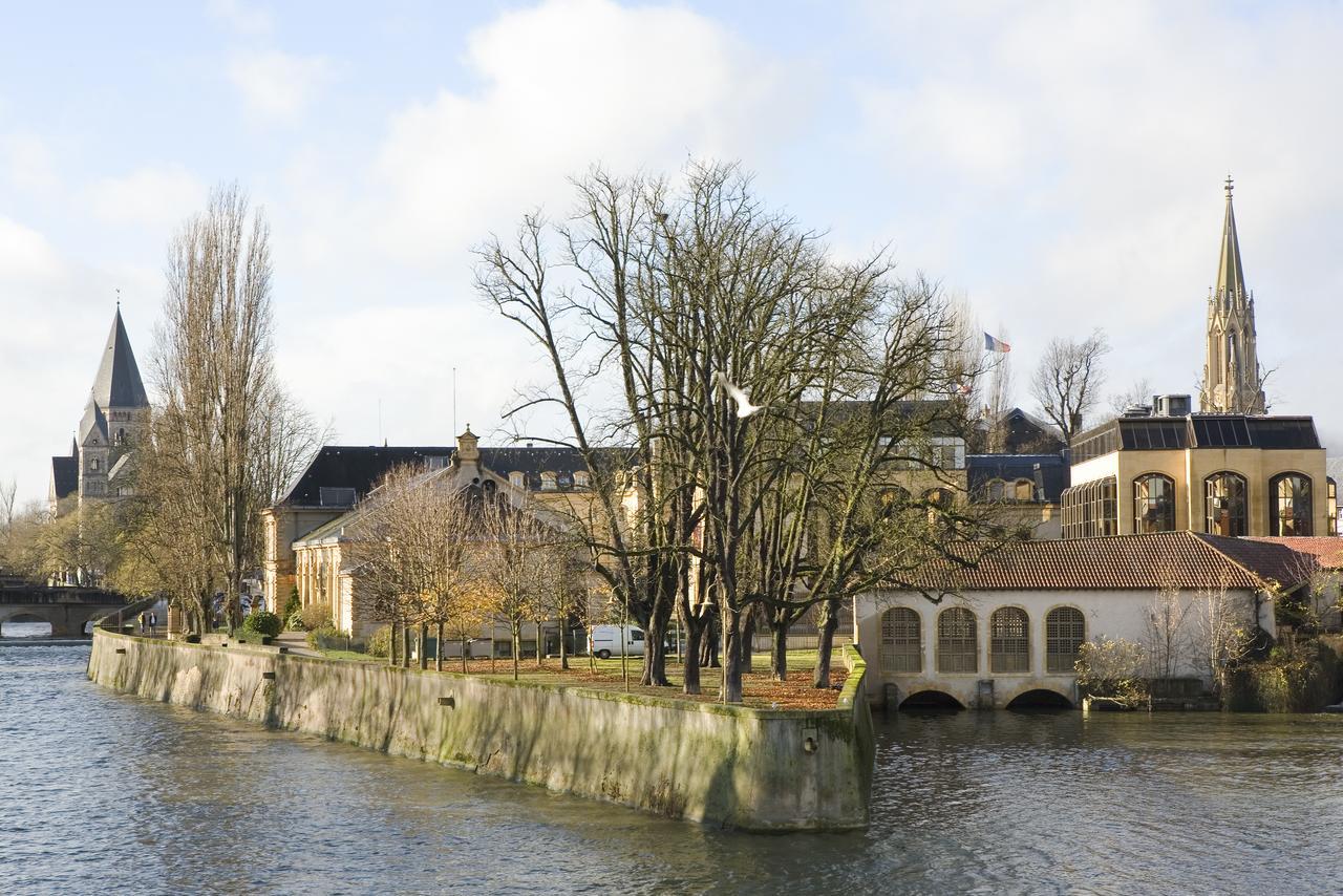 Hotelf1 Metz Centre Devant Les Ponts Kültér fotó